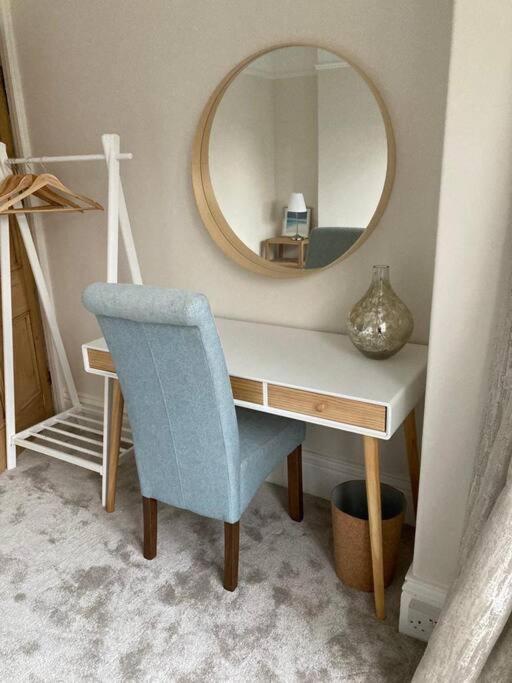 Garden Apartment, Central Harrogate With Parking Екстер'єр фото