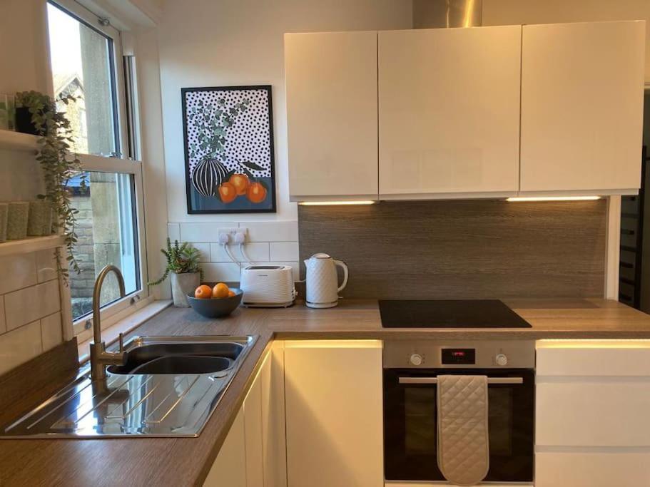 Garden Apartment, Central Harrogate With Parking Екстер'єр фото